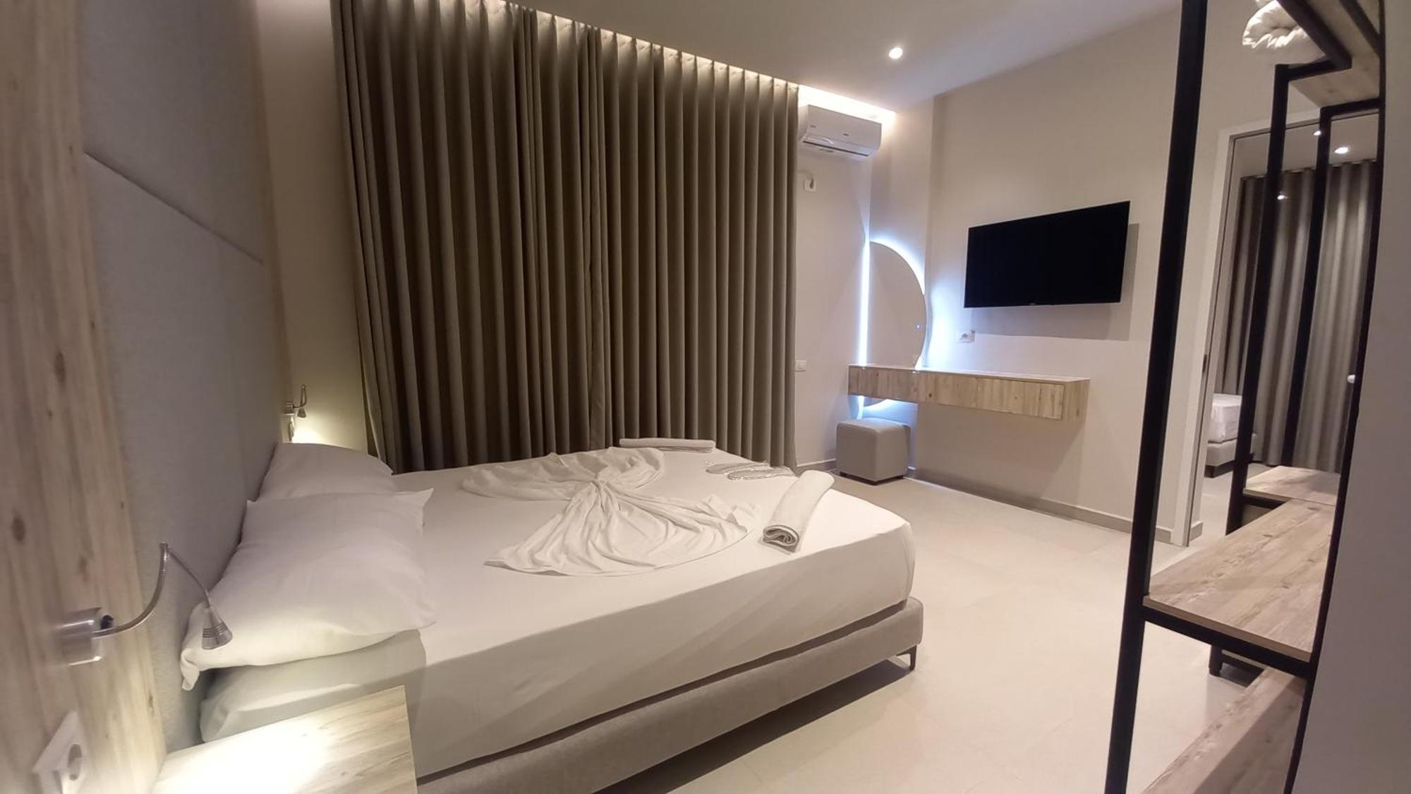Hotel Aglon Vlorë Eksteriør bilde